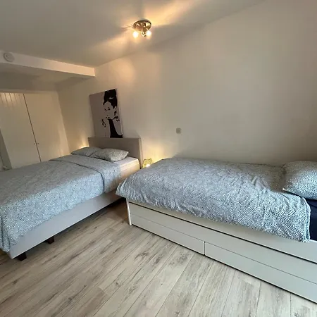 Residentie Hippocampe 아파트 웬두이니